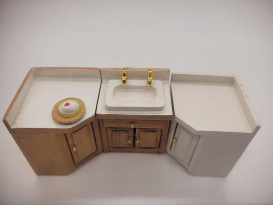 4pc Assorted Kitchen Set with Cabinets, Sink, and Lemon Merengue Pie