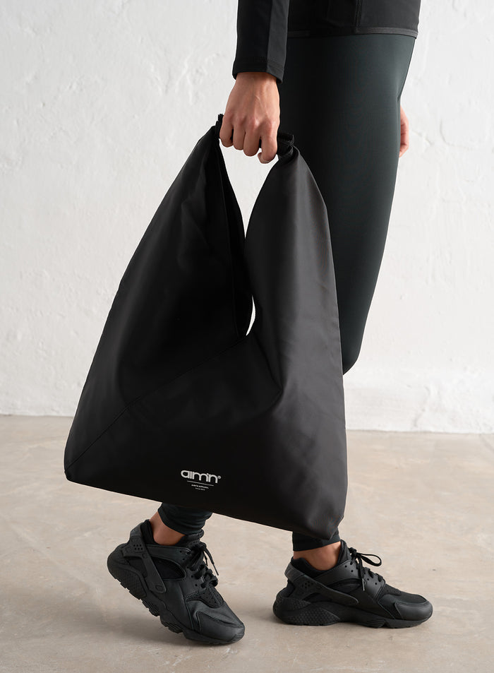 BLACK EVERYDAY TOTE