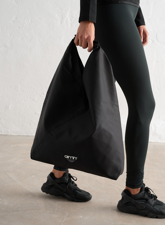 BLACK EVERYDAY TOTE