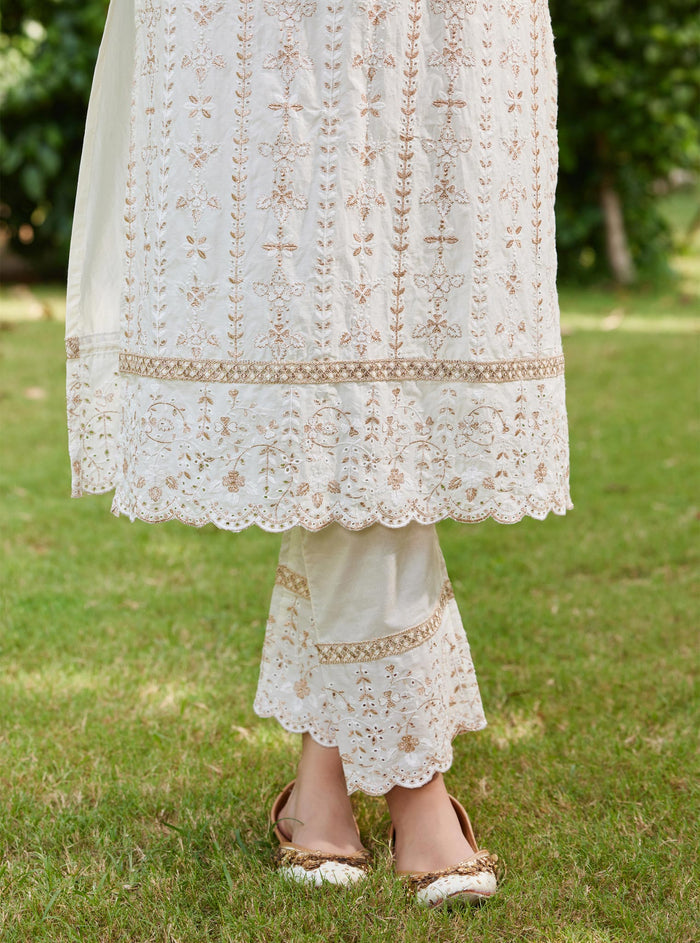 Mulmul Supima Cotton Purvayi Off White Pant