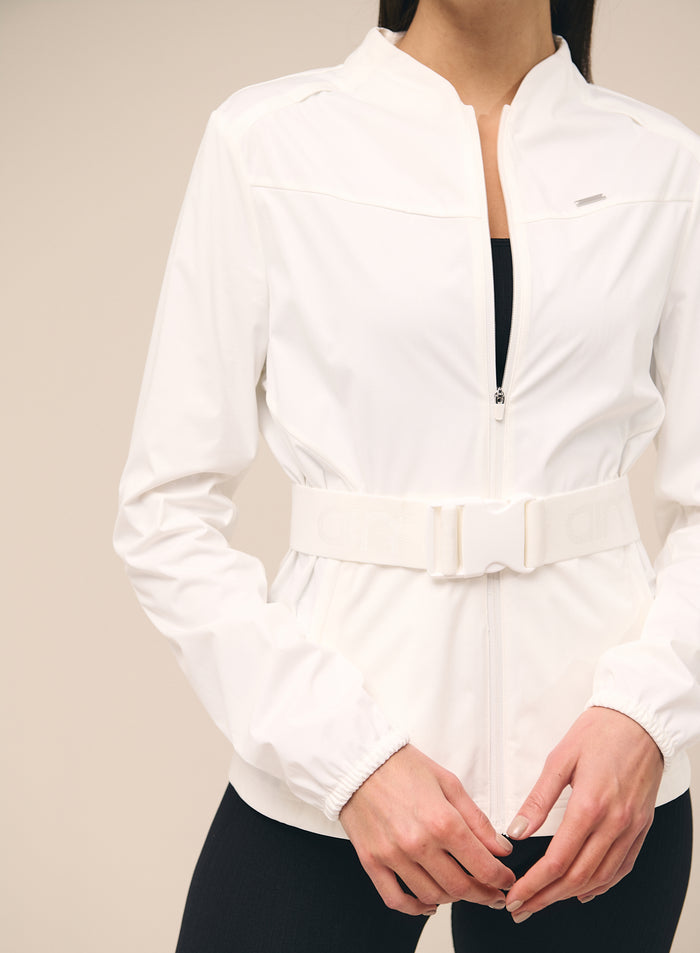 [The model wears size S and is 173 cm.]