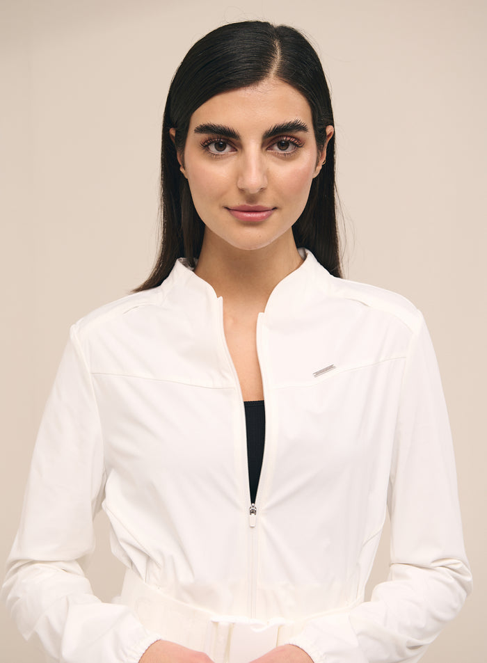 [The model wears size S and is 173 cm.]